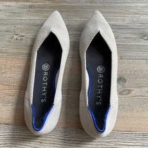 Rothy’s The Point Size 7